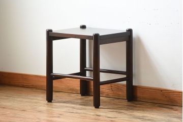 アンティーク雑貨　中古　北海道民芸家具　シンプルでモダンなサイドテーブル