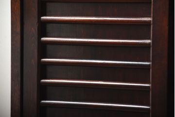 中古　松本民芸家具　シックな脚付きサイドボード(定価約33万円)