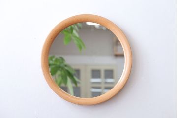 アンティーク雑貨　中古　秋田木工　シンプルな丸型壁掛け鏡(ウォールミラー)