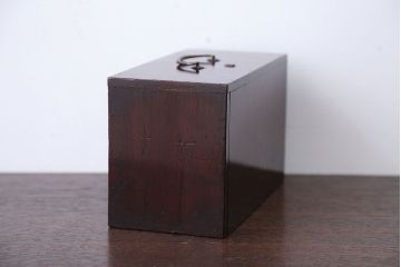 アンティーク家具　古民具・骨董　古い木のとてもちいさな小引き出し