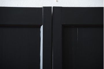 和製アンティーク　色ガラス入り!モダンなペイントガラス帯戸2枚セット