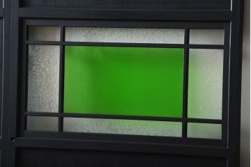 和製アンティーク　色ガラス入り!モダンなペイントガラス帯戸2枚セット