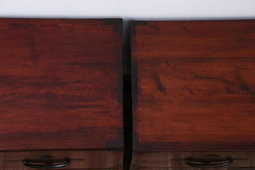 アンティーク家具　古民具・骨董　前面桐材!金具が美しい二本松箪笥(桐箪笥、桐たんす)