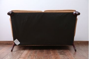 ヴィンテージ家具　イギリスビンテージ　シンプルで上品なウィングバックラブソファ(ウイングバック)
