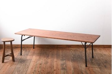 アンティーク家具　アンティーク　シックなペイント鉄脚の2wayセンターテーブル(座卓・作業台)(1)