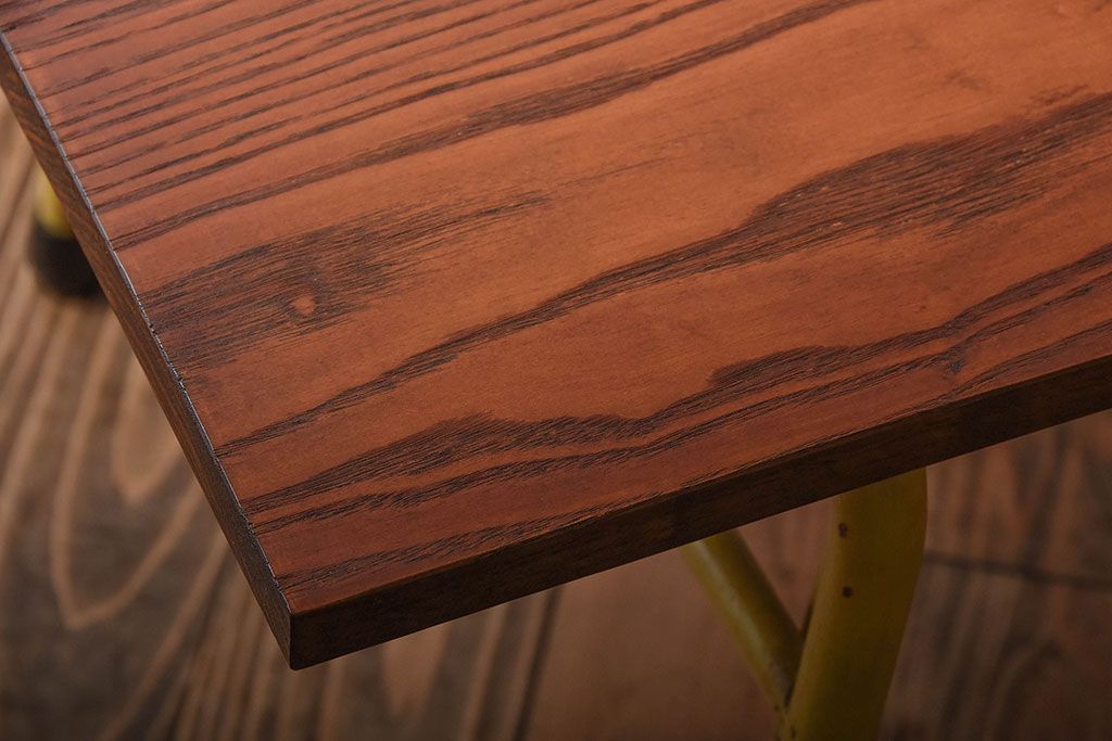 アンティーク家具　アンティーク　くすんだ色味がおしゃれなペイント鉄脚の2wayセンターテーブル(座卓・作業台)(2)