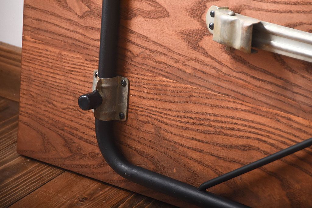 アンティーク家具　アンティーク　シックなペイント鉄脚の2wayセンターテーブル(座卓・作業台)(3)