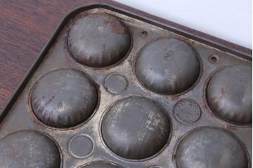 アンティーク雑貨　イギリスアンティーク　古いブリキ製　ケーキの焼き型　baking tin(ベーキング ティン)(1)