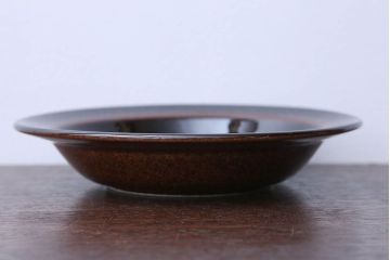 アンティーク雑貨　北欧ビンテージ　アラビア(ARABIA)・Mモデル　プレート2枚セット