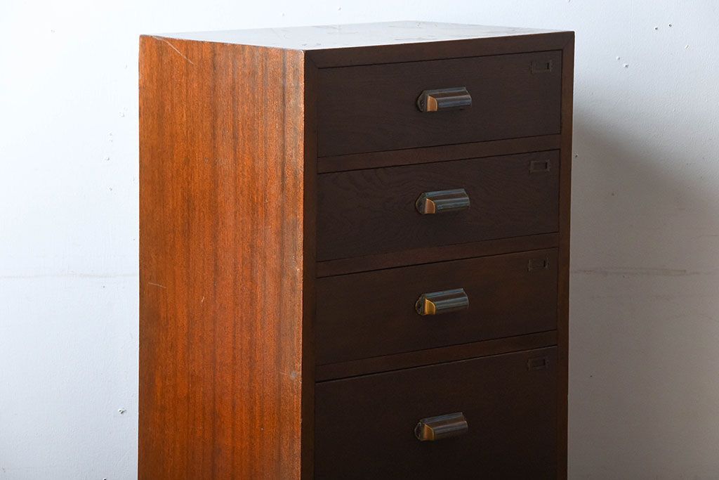 アンティーク家具　アンティーク　ネームプレート付き!古い木の縦型チェスト