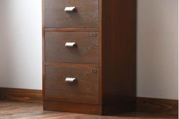 アンティーク家具　アンティーク　ネームプレート付き!古い木の縦型チェスト