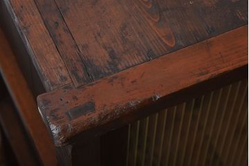 アンティーク家具　和製アンティーク　モールガラス引き戸の古い木製収納棚