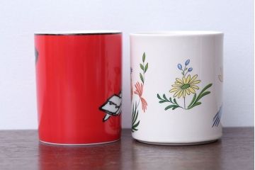 アンティーク雑貨　BERNARDAUD(ベルナルド)・LE PETIT NICOLAS(プチ・ニコラ)　Gian(ジアン)・Oiseaux de paradeis(オアゾ・ドゥ・パラディ)　マグカップ2つセット