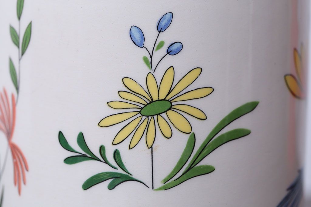 アンティーク雑貨　BERNARDAUD(ベルナルド)・LE PETIT NICOLAS(プチ・ニコラ)　Gian(ジアン)・Oiseaux de paradeis(オアゾ・ドゥ・パラディ)　マグカップ2つセット