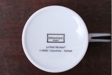 アンティーク雑貨　BERNARDAUD(ベルナルド)・LE PETIT NICOLAS(プチ・ニコラ)　Gian(ジアン)・Oiseaux de paradeis(オアゾ・ドゥ・パラディ)　マグカップ2つセット