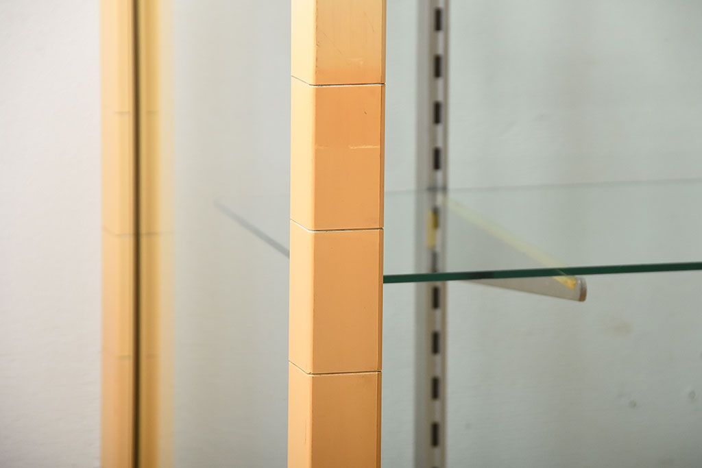 レトロ家具　昭和レトロ　かわいらしい見た目のセキスイファッションケース(ガラスケース)