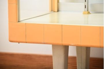 レトロ家具　昭和レトロ　かわいらしい見た目のセキスイファッションケース(ガラスケース)