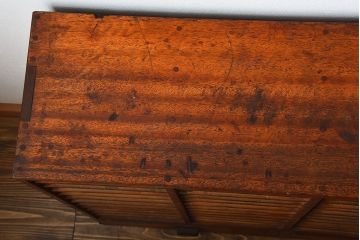 レトロ家具　昭和レトロ　古い木製の引き出し付きアンティーク書類棚(カルテケース)