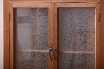 アンティーク家具　和製アンティーク　結霜ガラス入り!古い木製のコーナーキャビネット