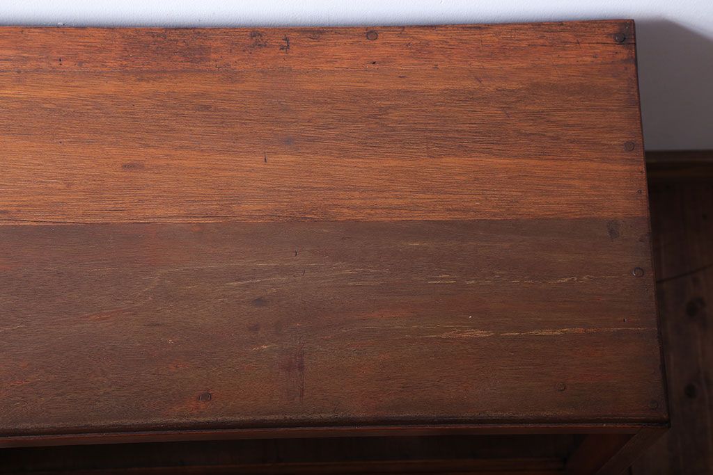 アンティーク家具　和製アンティーク　シンプルな古い木の飾り棚