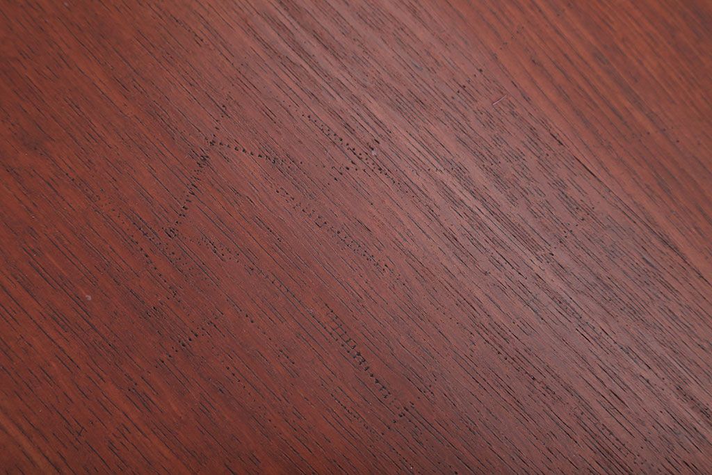 アンティーク家具　和製アンティーク　鉄脚が印象的な古いナラ材のセンターテーブル