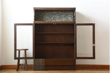 レトロ家具　和製アンティーク　古い木製のレトロな本箱