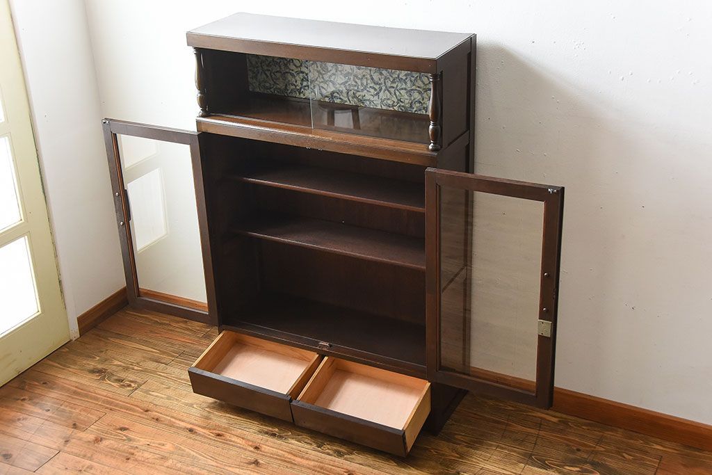 レトロ家具　和製アンティーク　古い木製のレトロな本箱