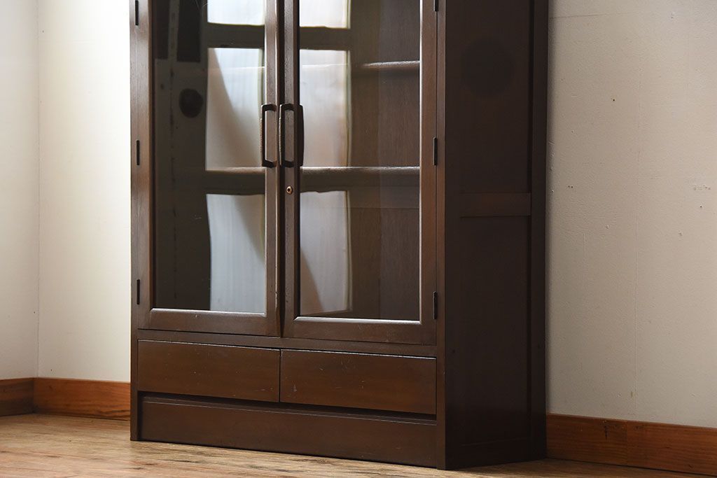 レトロ家具　和製アンティーク　古い木製のレトロな本箱