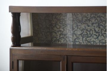 レトロ家具　和製アンティーク　古い木製のレトロな本箱