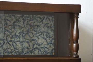 レトロ家具　和製アンティーク　古い木製のレトロな本箱