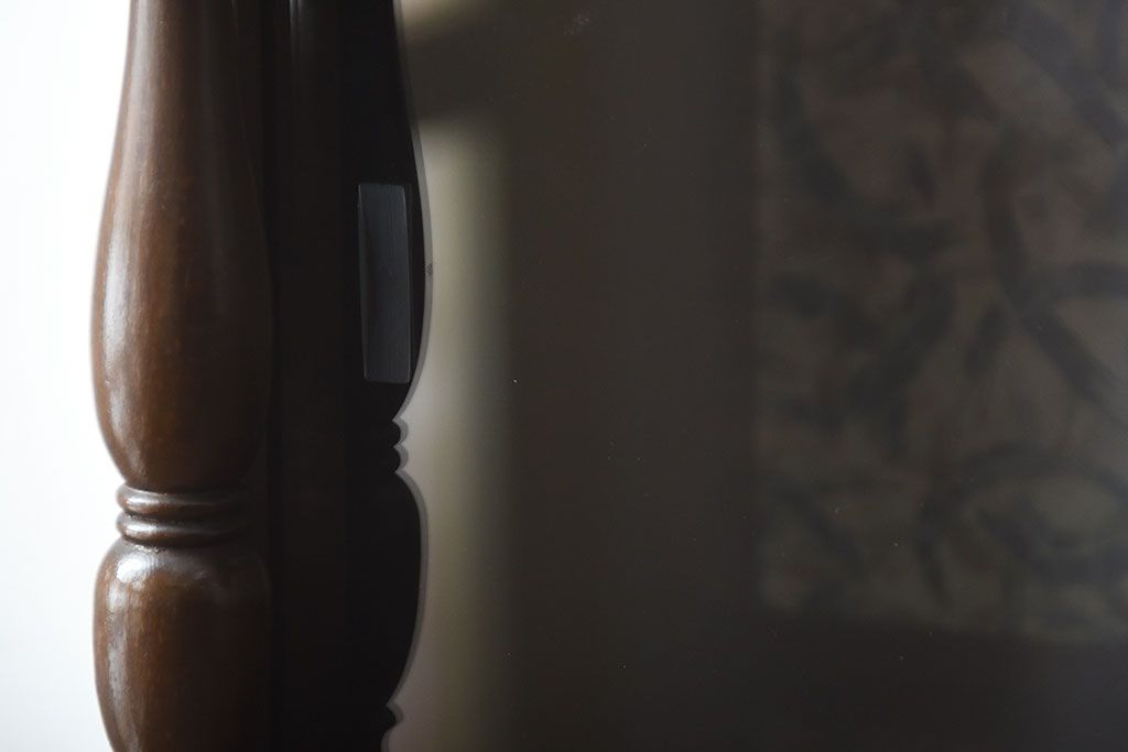 レトロ家具　和製アンティーク　古い木製のレトロな本箱