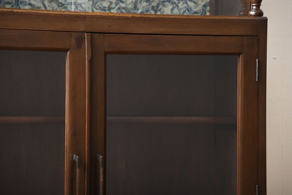 レトロ家具　和製アンティーク　古い木製のレトロな本箱