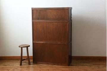 レトロ家具　和製アンティーク　古い木製のレトロな本箱