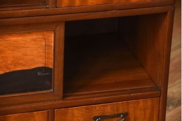 アンティーク家具　古民具・骨董　黒柿材と栃の木材の高級茶箪笥