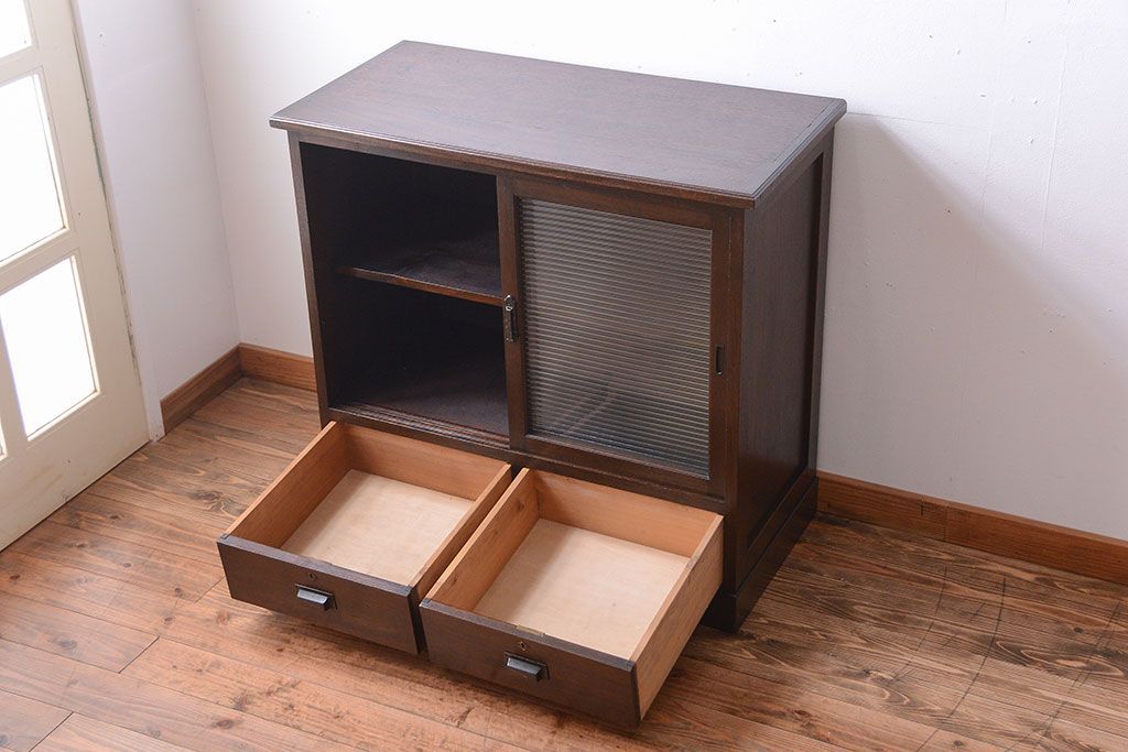 アンティーク家具　和製アンティーク　引き出し付き!モールガラス引き戸のカウンター収納棚