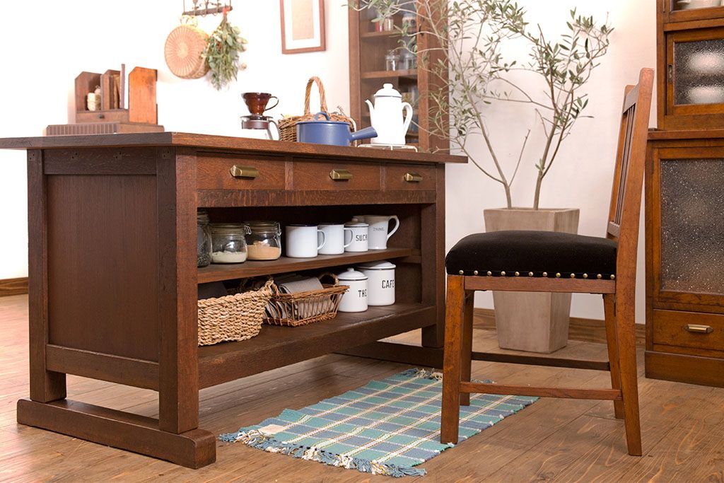 アンティーク家具　和製アンティーク　骨太で重厚な古い木製の作業台(カウンターテーブル)(2)