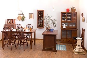 アンティーク家具　和製アンティーク　骨太で重厚な古い木製の作業台(カウンターテーブル)(2)