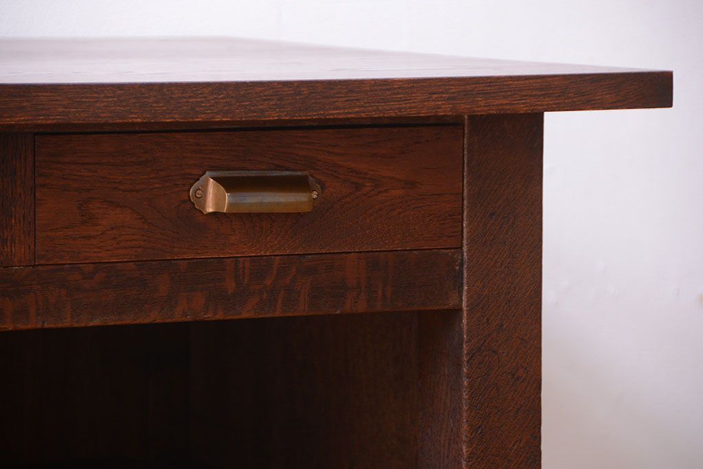 アンティーク家具　和製アンティーク　骨太で重厚な古い木製の作業台(カウンターテーブル)(2)