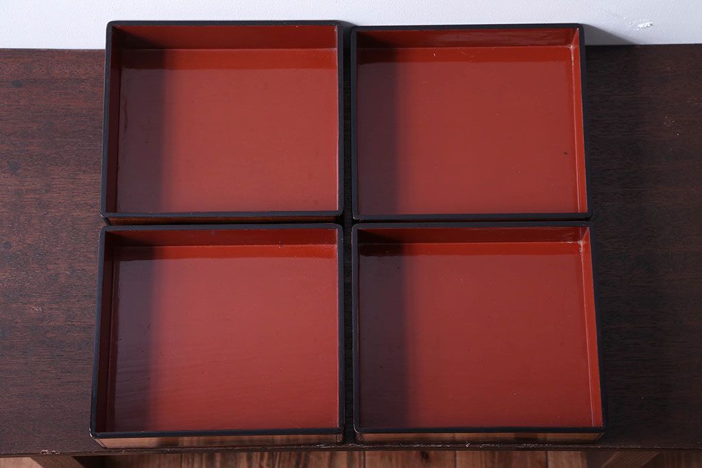 アンティーク雑貨　古民具・骨董　古い黒柿材の重箱(外箱付き)