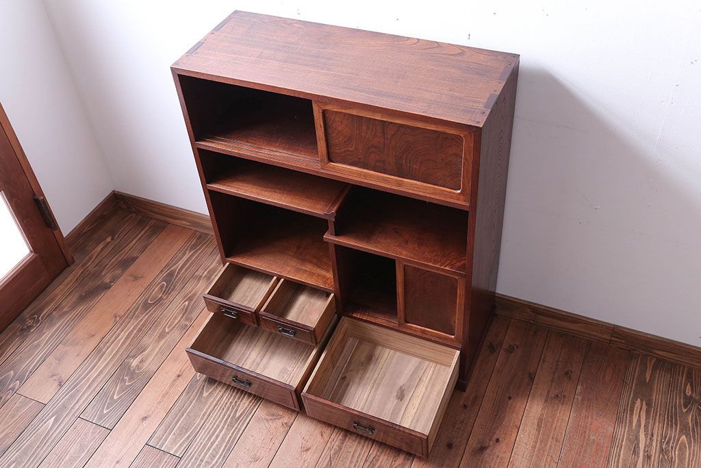 アンティーク家具　古民具・骨董　前面桑材!銅の金具の高級茶箪笥