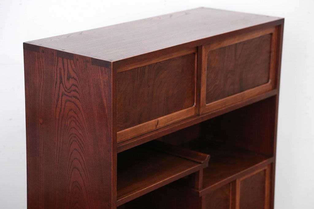 アンティーク家具　古民具・骨董　前面桑材!銅の金具の高級茶箪笥