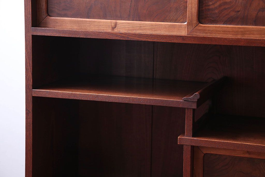 アンティーク家具　古民具・骨董　前面桑材!銅の金具の高級茶箪笥