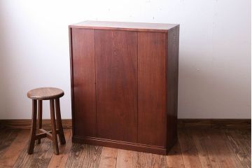 アンティーク家具　古民具・骨董　前面桑材!銅の金具の高級茶箪笥