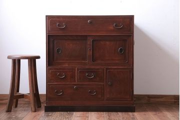 アンティーク家具　古民具・骨董　前面桑材、天板・側面エンジュ材、内部桐材!銅の金具の最高級小箪笥(桐箪笥、桐たんす)