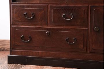 アンティーク家具　古民具・骨董　前面桑材、天板・側面エンジュ材、内部桐材!銅の金具の最高級小箪笥(桐箪笥、桐たんす)