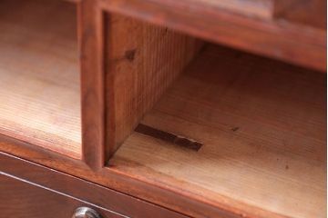 アンティーク家具　古民具・骨董　前面桑材、天板・側面エンジュ材、内部桐材!銅の金具の最高級小箪笥(桐箪笥、桐たんす)