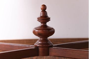 アンティーク家具　和製アンティーク　総欅材の古い洋館で使われていた高級オーバルテーブル(楕円形テーブル)