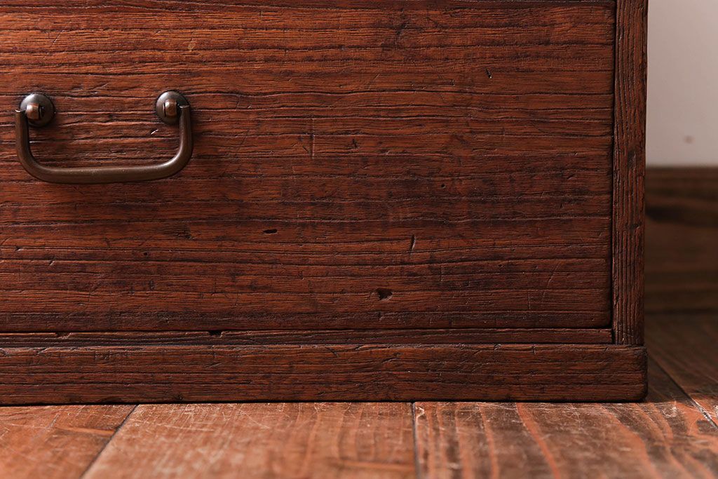 アンティーク家具　和製アンティーク　古い木のシンプルな小引き出し