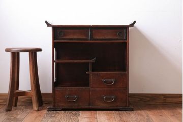 アンティーク家具　古民具・骨董　古い木が味わい深い小さなアンティーク茶箪笥
