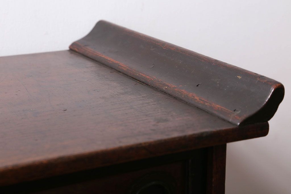 アンティーク家具　古民具・骨董　古い木が味わい深い小さなアンティーク茶箪笥